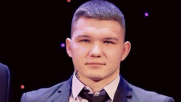 مبارزه مرگبار بوکسور با خرس مبارزه مرگبار بوکسور با خرس