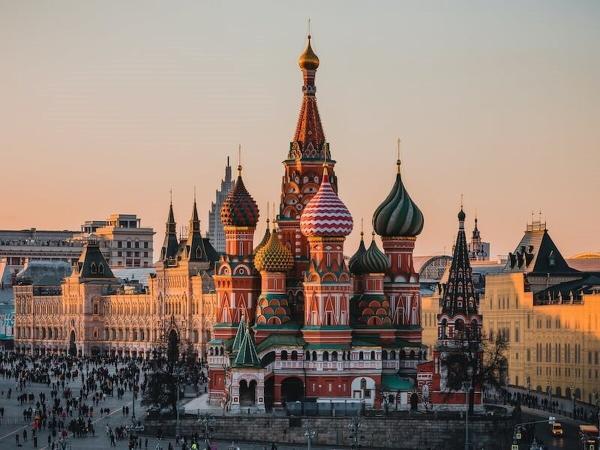 مسکو یا سنت پترزبورگ؟ به کدام شهر سفر کنیم؟